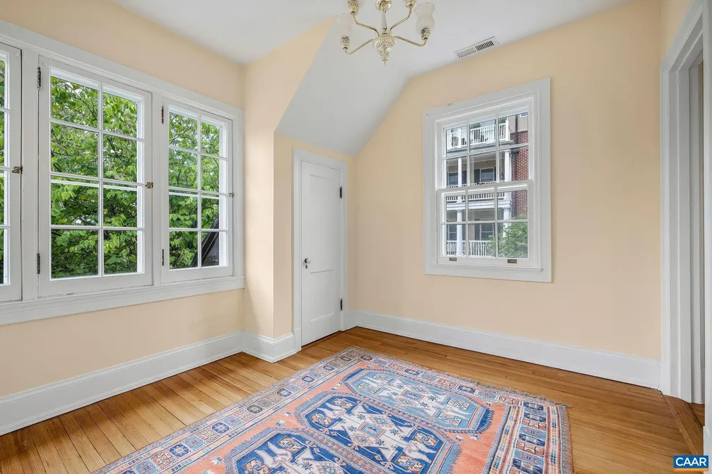 410 White Gables Lane Charlottesville VA 22903