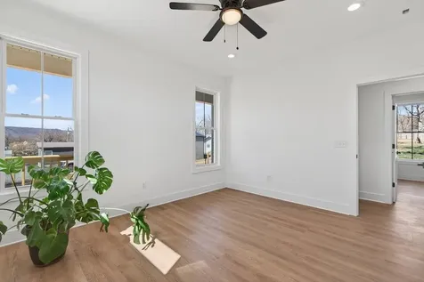 487 Pocahontas Avenue Shenandoah VA 22849