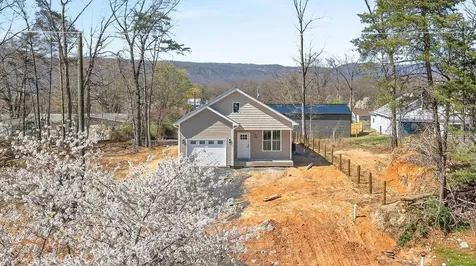 487 Pocahontas Avenue Shenandoah VA 22849