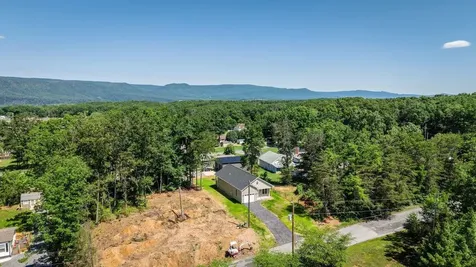 487 Pocahontas Avenue Shenandoah VA 22849