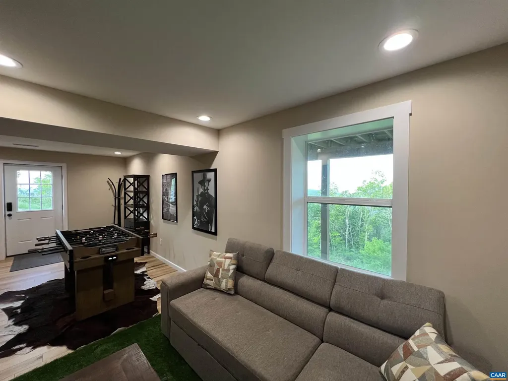248 Raven Way Free Union VA 22940