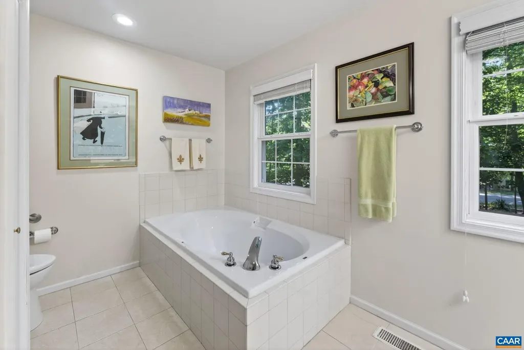 8 Rockwood Lane Palmyra VA 22963