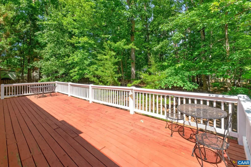 8 Rockwood Lane Palmyra VA 22963