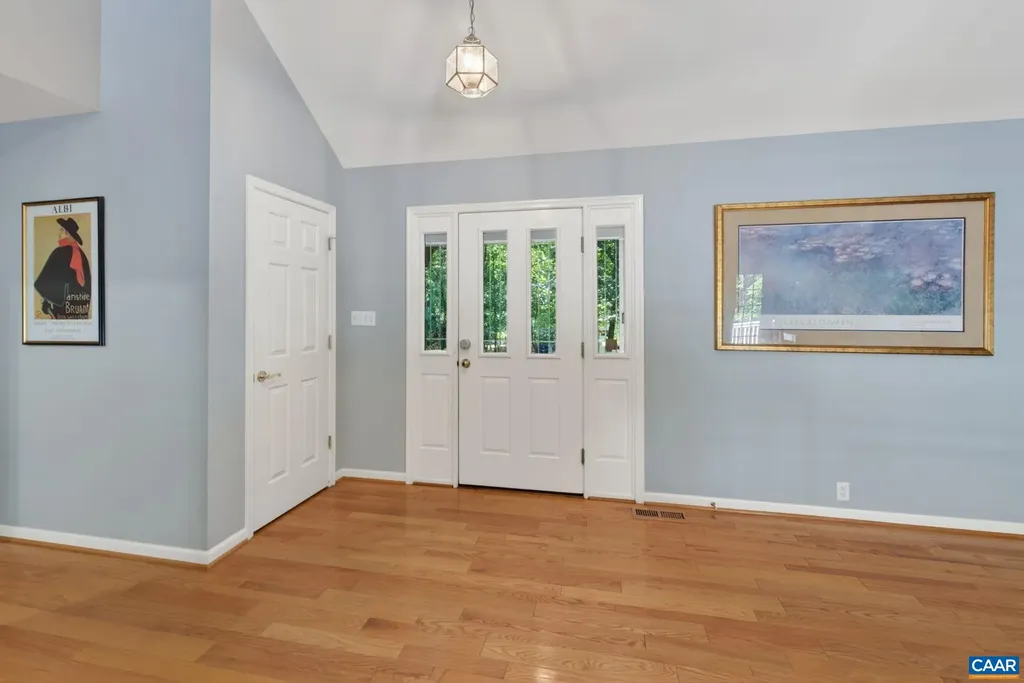 8 Rockwood Lane Palmyra VA 22963