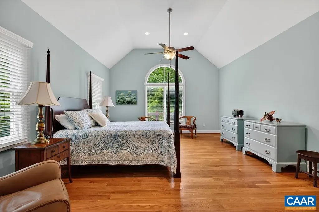 267 Cedar Glen Close Nellysford VA 22958