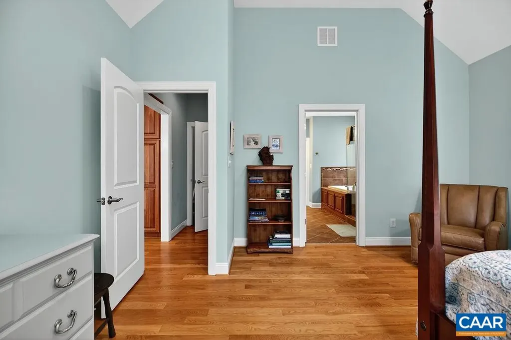 267 Cedar Glen Close Nellysford VA 22958