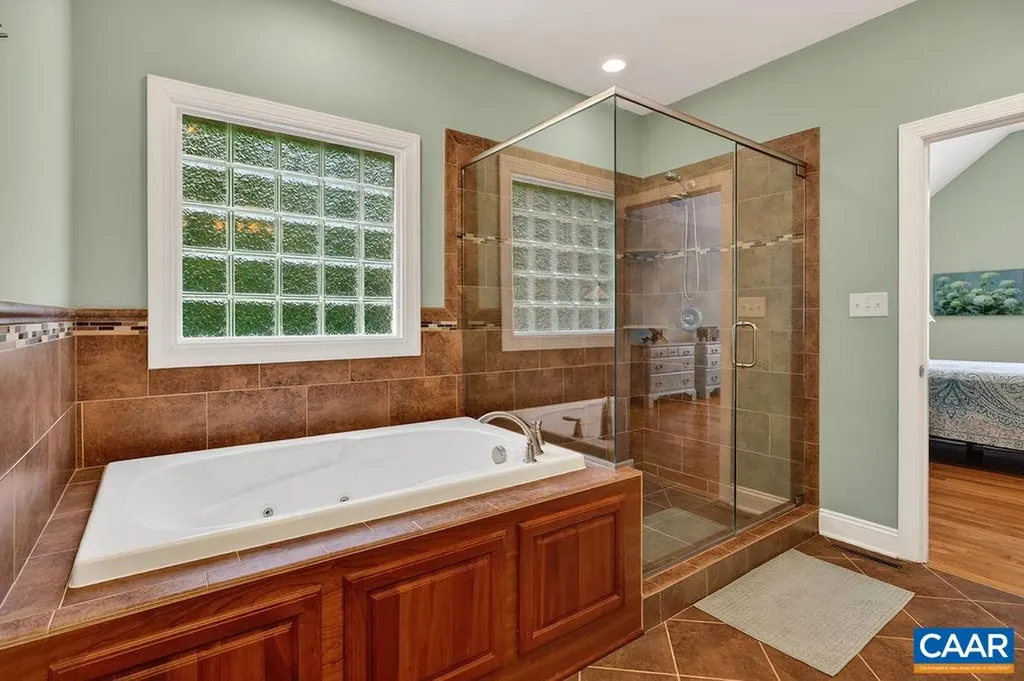 267 Cedar Glen Close Nellysford VA 22958