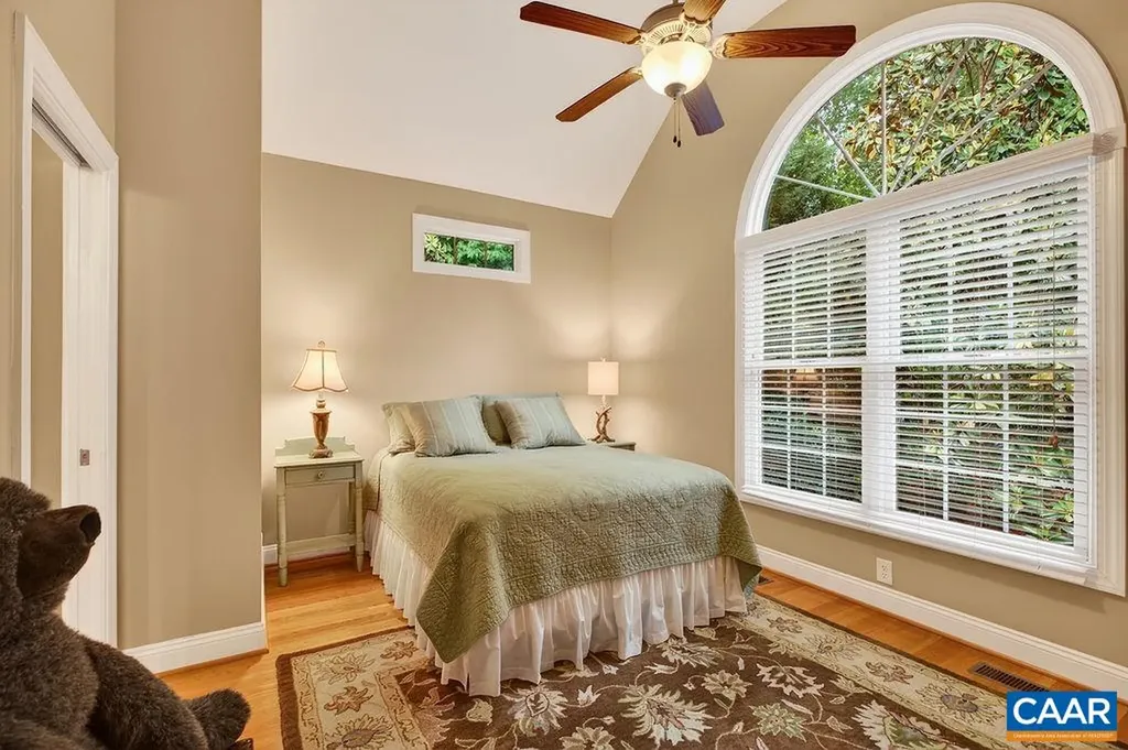 267 Cedar Glen Close Nellysford VA 22958