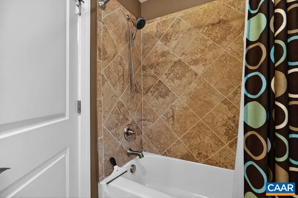 267 Cedar Glen Close Nellysford VA 22958