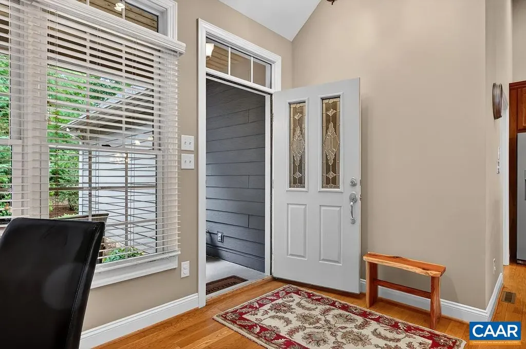 267 Cedar Glen Close Nellysford VA 22958