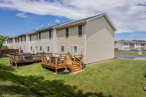 214 Kadies Lane Edinburg VA 22824