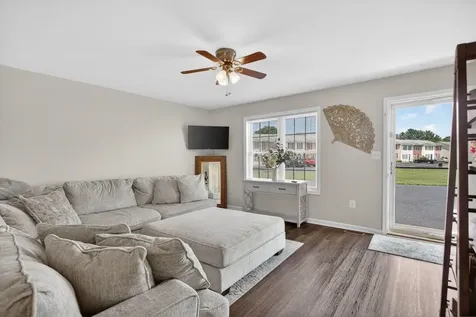 214 Kadies Lane Edinburg VA 22824
