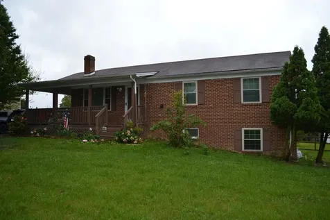 108 Harper Street Weyers Cave VA 24486
