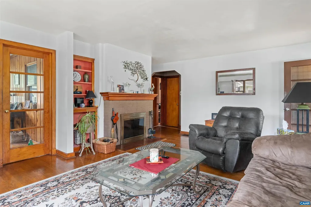 908 Rockland Avenue Charlottesville VA 22902