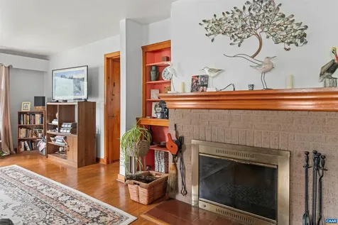 908 Rockland Avenue Charlottesville VA 22902