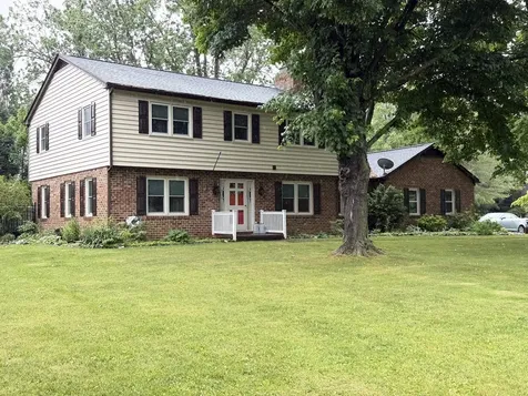 200 Pelham Drive Waynesboro VA 22980