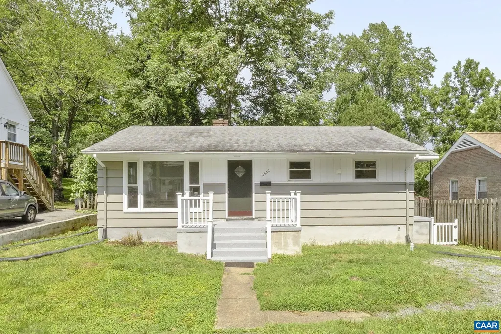 2552 Woodland Drive Charlottesville VA 22903