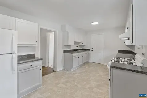2552 Woodland Drive Charlottesville VA 22903