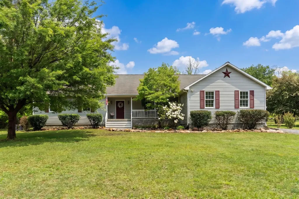 516 Estaline Valley Road Craigsville VA 24430
