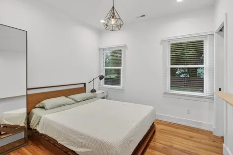 130 Brook Avenue S Harrisonburg VA 22801