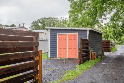 130 Brook Avenue S Harrisonburg VA 22801