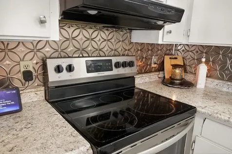 1960 Mccall Drive Dayton VA 22821