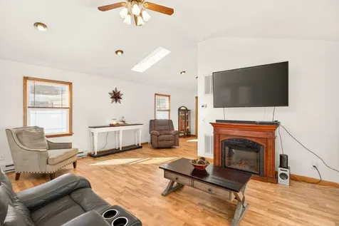 1960 Mccall Drive Dayton VA 22821