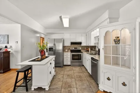 1960 Mccall Drive Dayton VA 22821