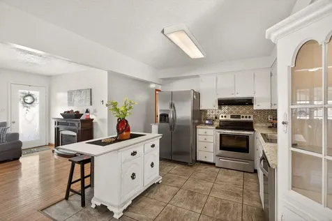 1960 Mccall Drive Dayton VA 22821
