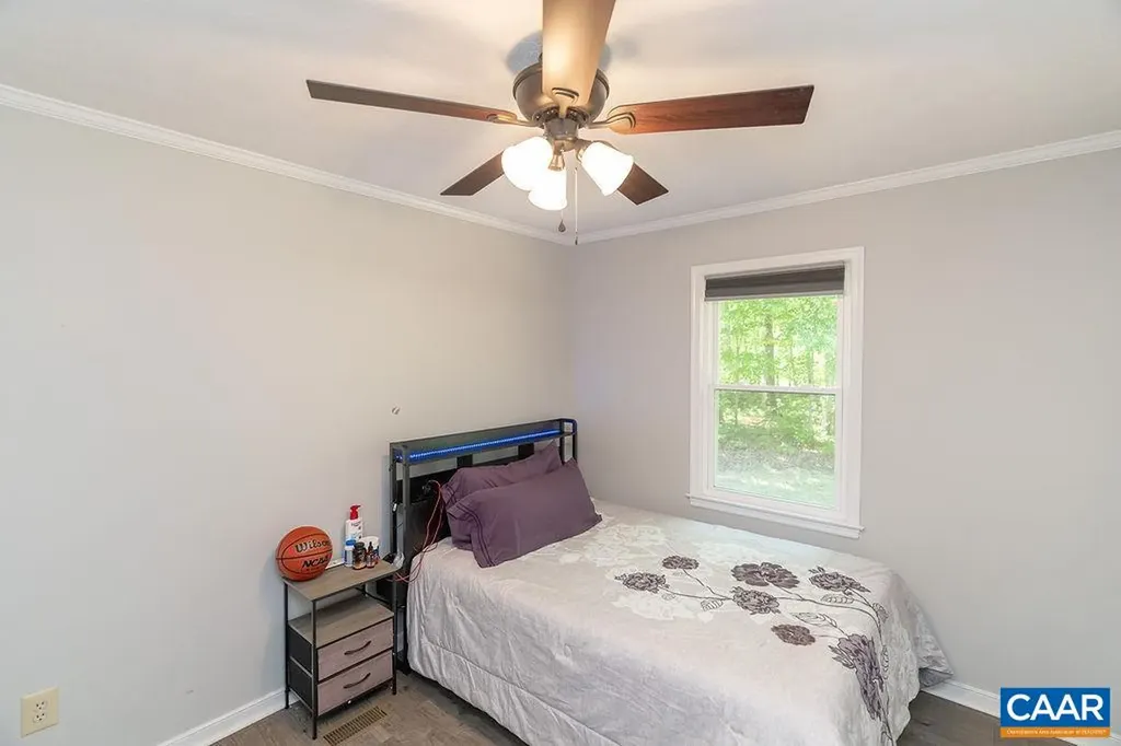 6920 Albevanna Spring Road Scottsville VA 24590