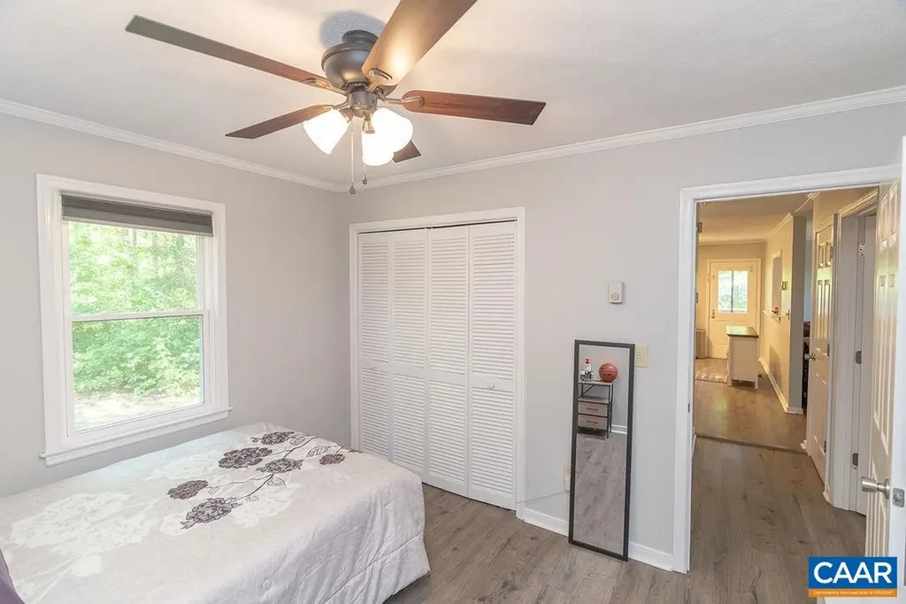 6920 Albevanna Spring Road Scottsville VA 24590