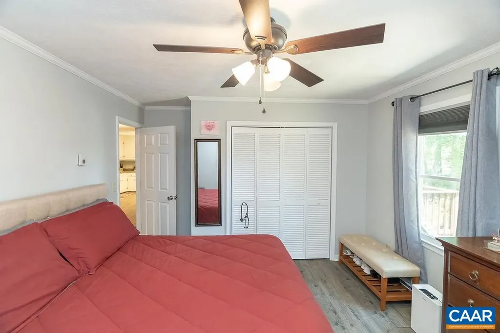 6920 Albevanna Spring Road Scottsville VA 24590