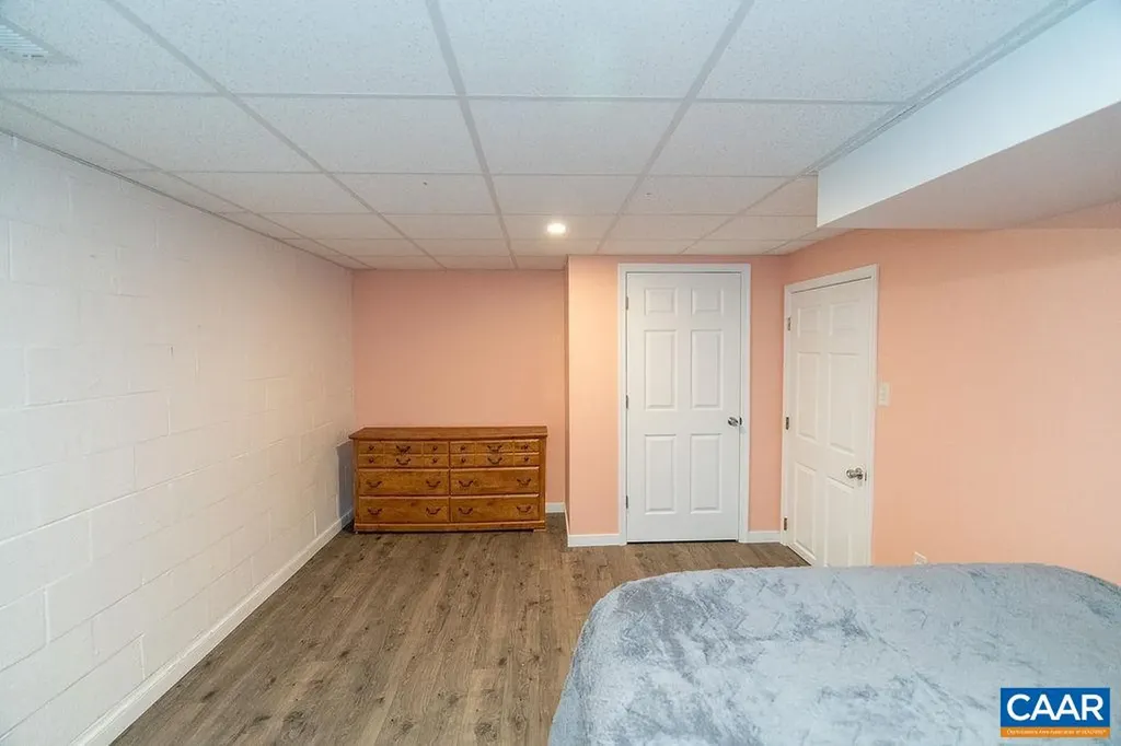 6920 Albevanna Spring Road Scottsville VA 24590