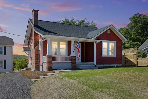 1932 Lyndhurst Road Waynesboro VA 22980