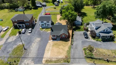 1932 Lyndhurst Road Waynesboro VA 22980