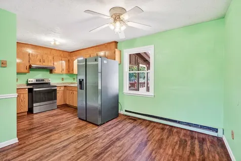 605 13th Street Grottoes VA 24441