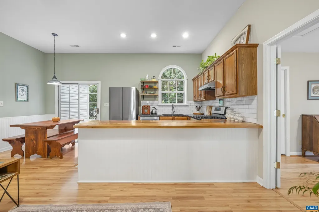 295 Blackthorn Lane Charlottesville VA 22902