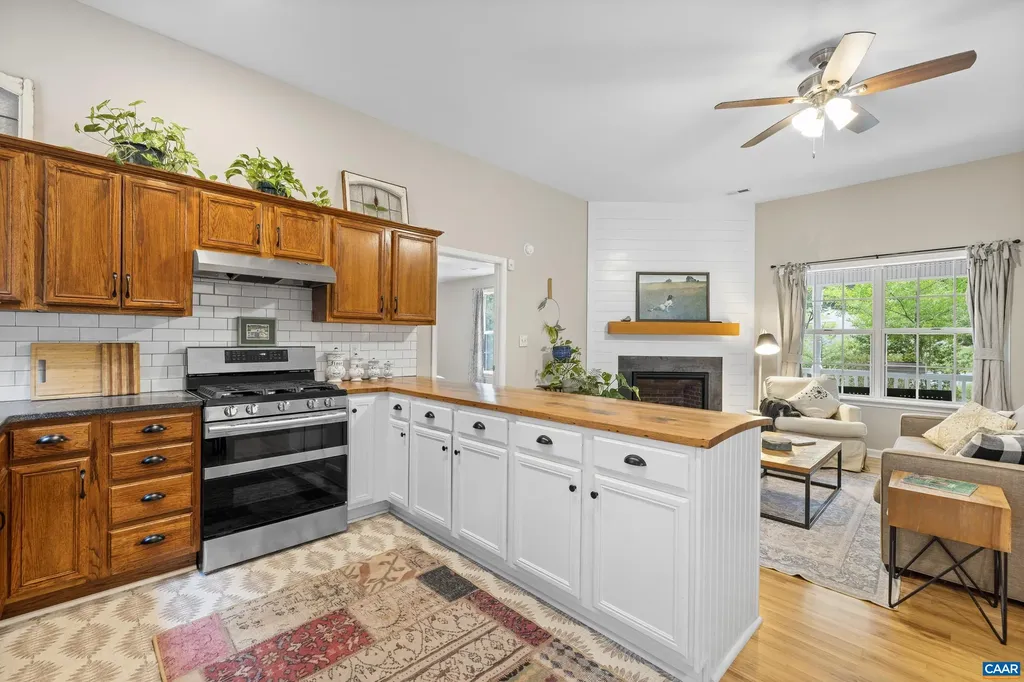 295 Blackthorn Lane Charlottesville VA 22902