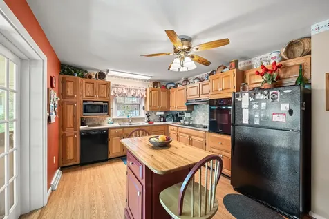 208 Tuxedo Road Staunton VA 24401