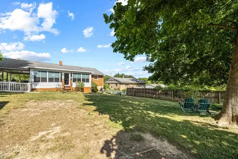 208 Tuxedo Road Staunton VA 24401