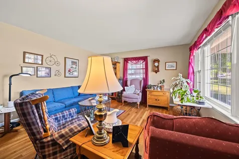 208 Tuxedo Road Staunton VA 24401