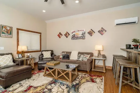 5385 Trevino Drive Mcgaheysville VA 22840