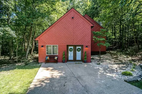 5385 Trevino Drive Mcgaheysville VA 22840