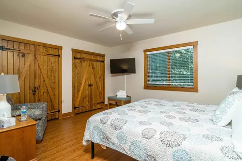 5385 Trevino Drive Mcgaheysville VA 22840