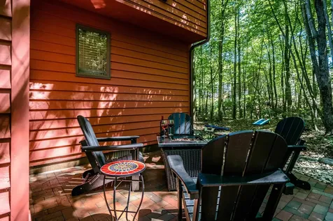 5385 Trevino Drive Mcgaheysville VA 22840