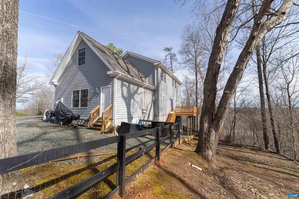 49 Kiowa Lane Palmyra VA 22963