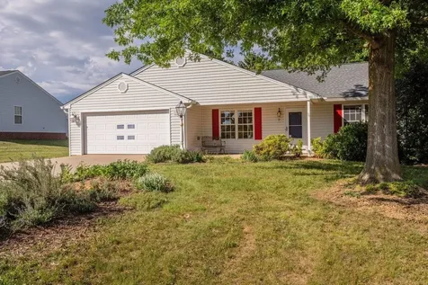 53 Harrogate Drive Fishersville VA 22939