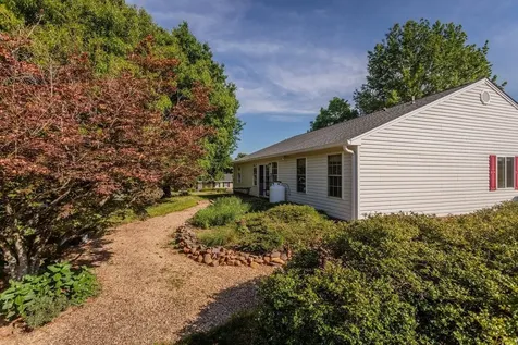 53 Harrogate Drive Fishersville VA 22939