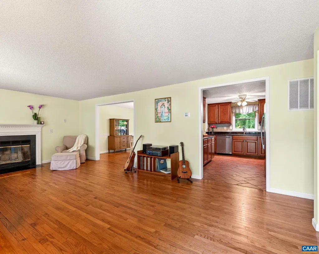 15 Patriot Lane Palmyra VA 22963