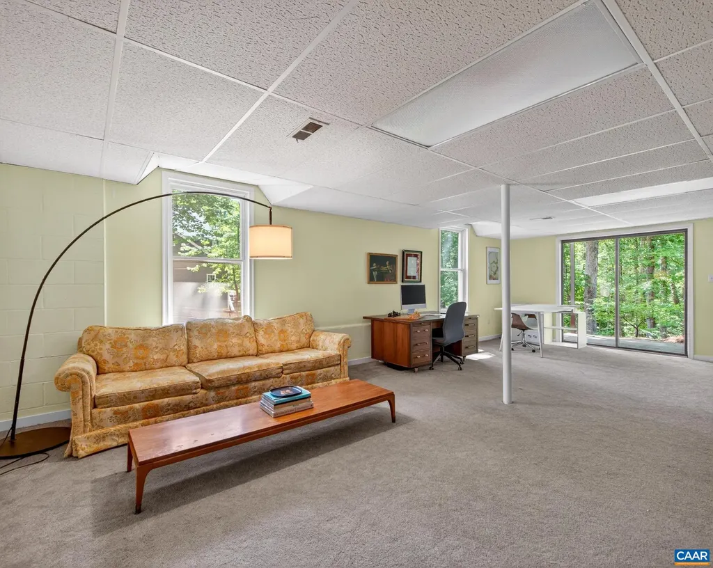 15 Patriot Lane Palmyra VA 22963